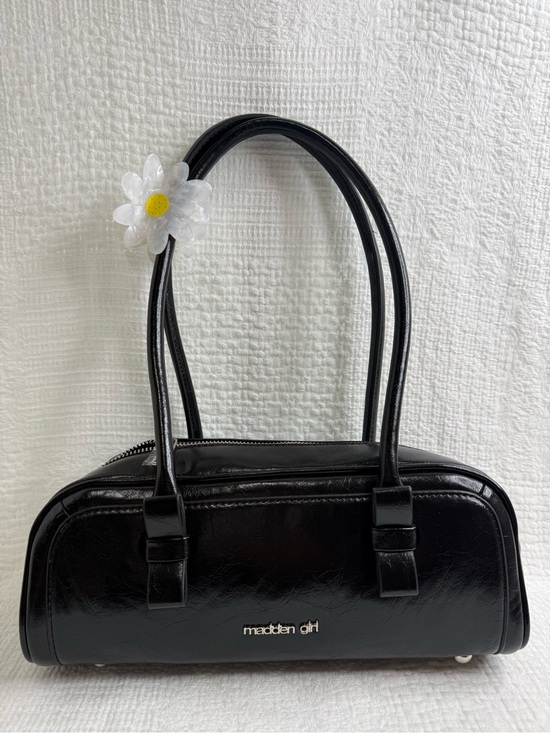 Madden Girl Black Shoulder Bag 🖤